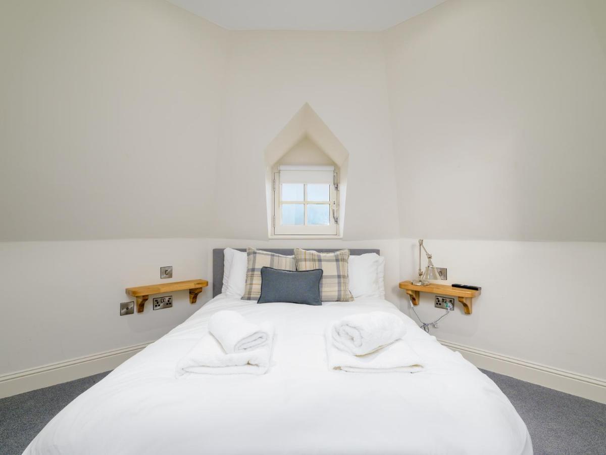 Pass The Keys Historic Ramsay Garden Apt With Balcony Views Edinburgh Ngoại thất bức ảnh